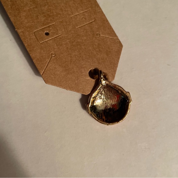 Charm for bracelet or necklace.  Christmas ornament in Red, Green and Gold - Picture 4 of 7